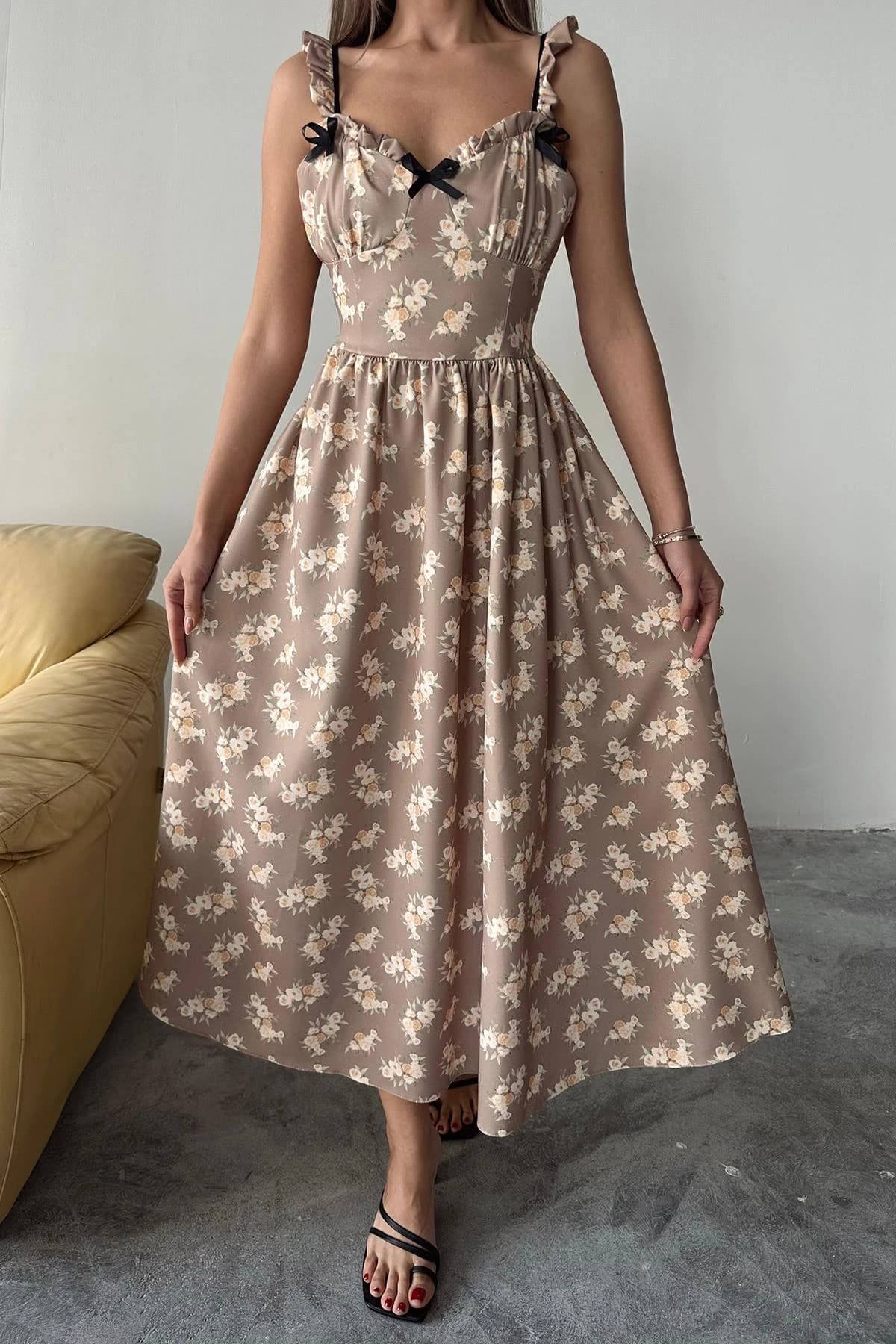 Romantic Floral Midi Dress