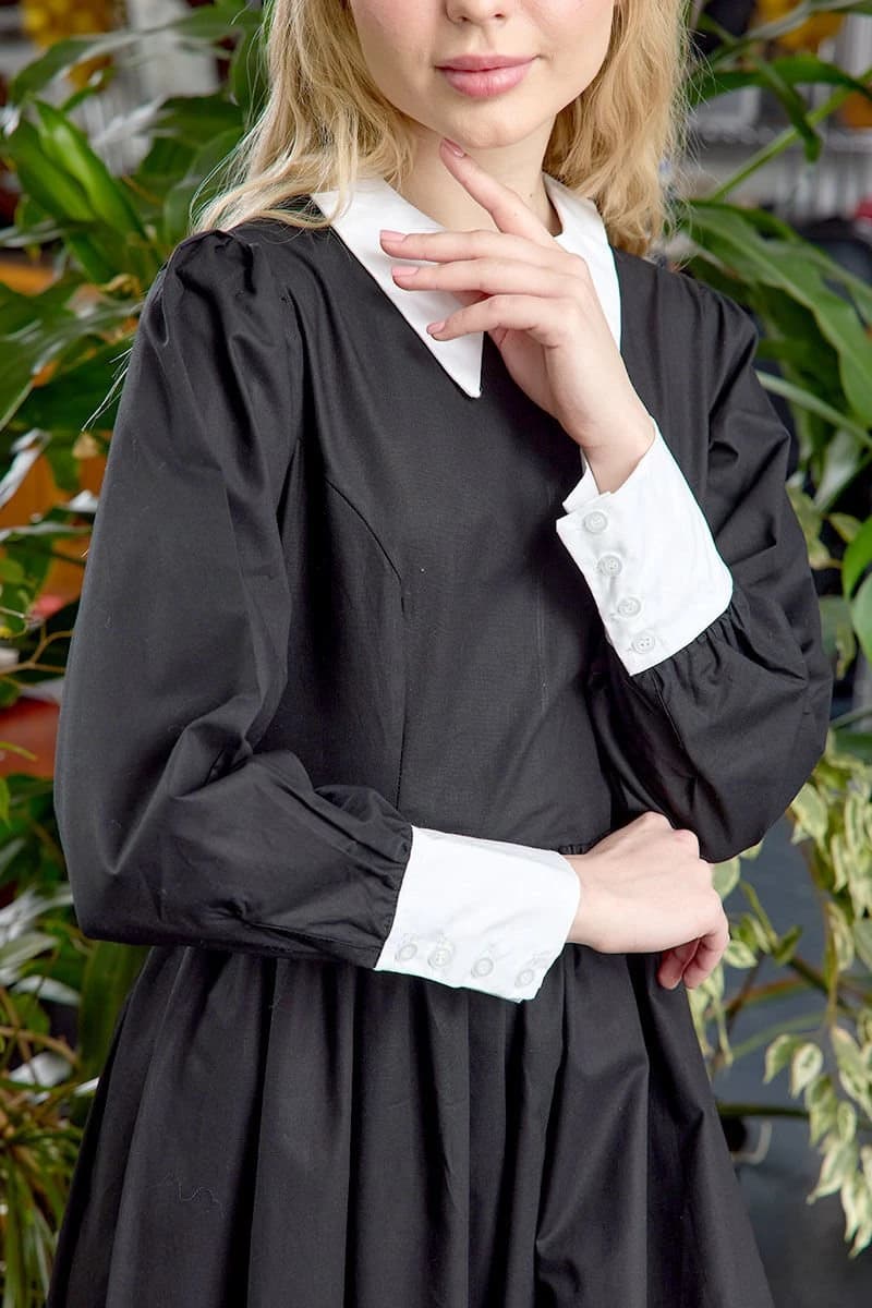 Victorian Black Dress detailed view 4