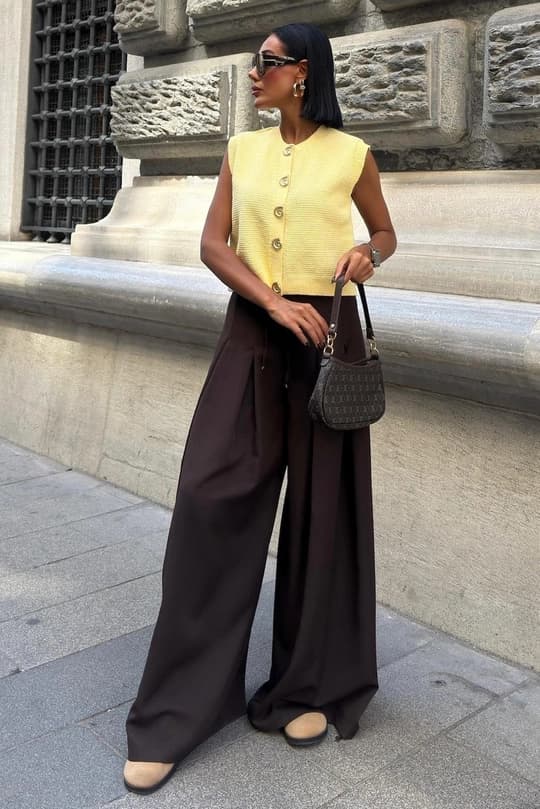 Brown High Waisted Wide Leg Pleated Trousers for Women - Elegant Tailored Palazzo Pants - Chic Office Casual Wear Pants - görsel 1