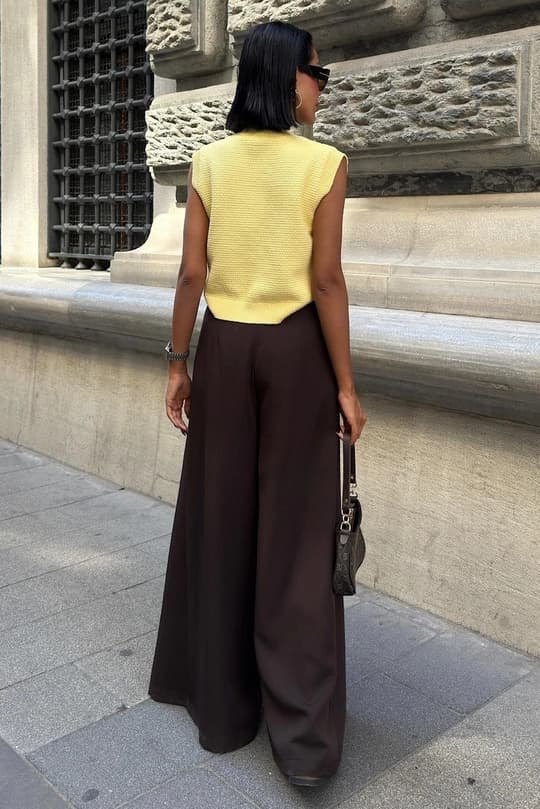 Brown High Waisted Wide Leg Pleated Trousers for Women - Elegant Tailored Palazzo Pants - Chic Office Casual Wear Pants - görsel 3