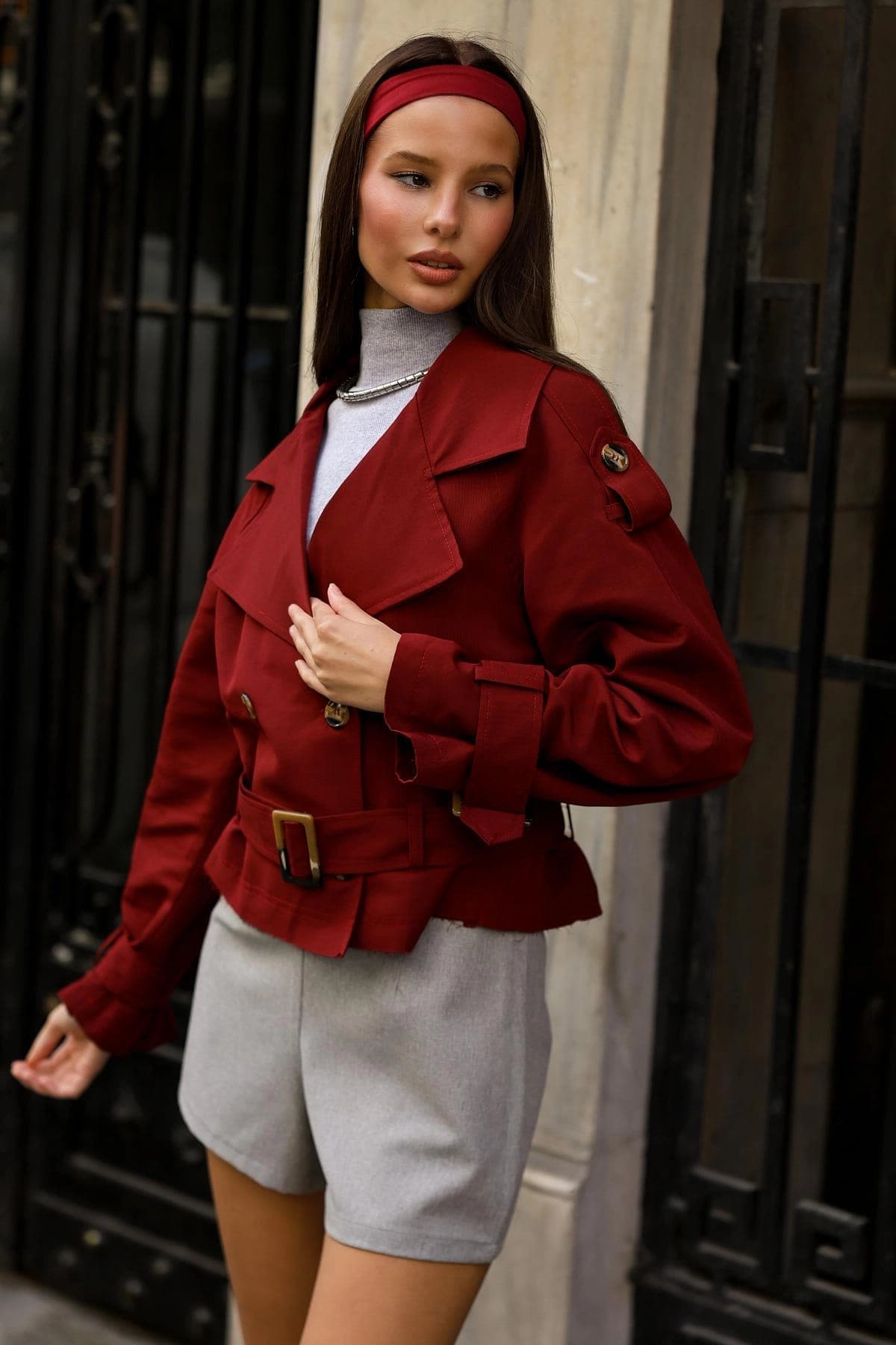 Burgundy Cropped Trench Coat - Double Breasted Belted Jacket for Women - görsel 2
