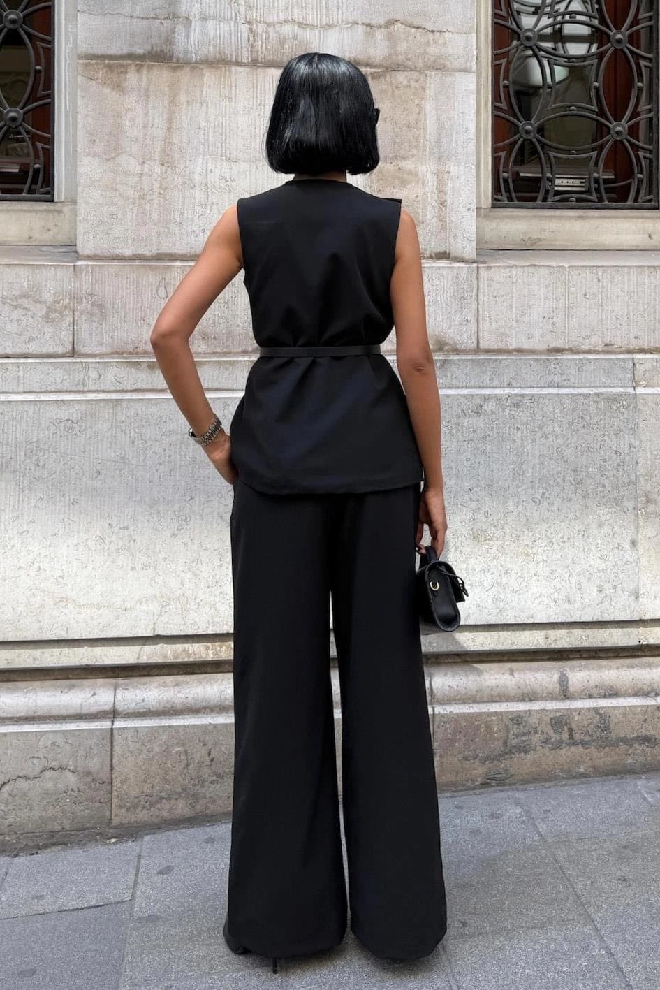 Chic Black Sleeveless Suit Set | Wide Leg Trouser & Vest Co-ord with Belt | Elegant Formal Wear - görsel 4