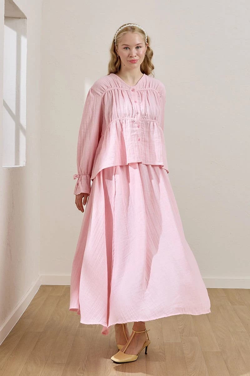 Cottagecore Muslin Outfit - Button-Front Blouse & High-Waist Balloon Skirt detailed view 4