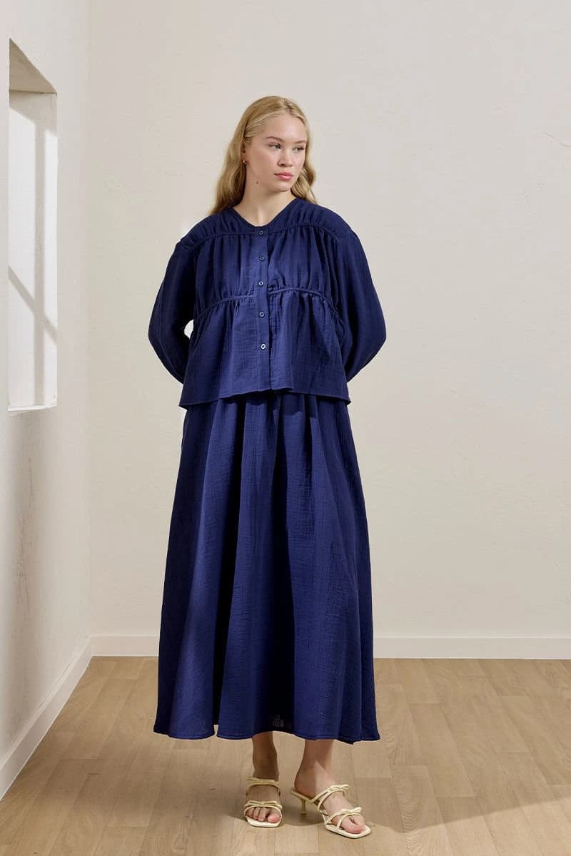 Cotton Muslin Matching Set - Button-Front Ruffle Blouse & High-Waist Balloon Skirt detailed view 3