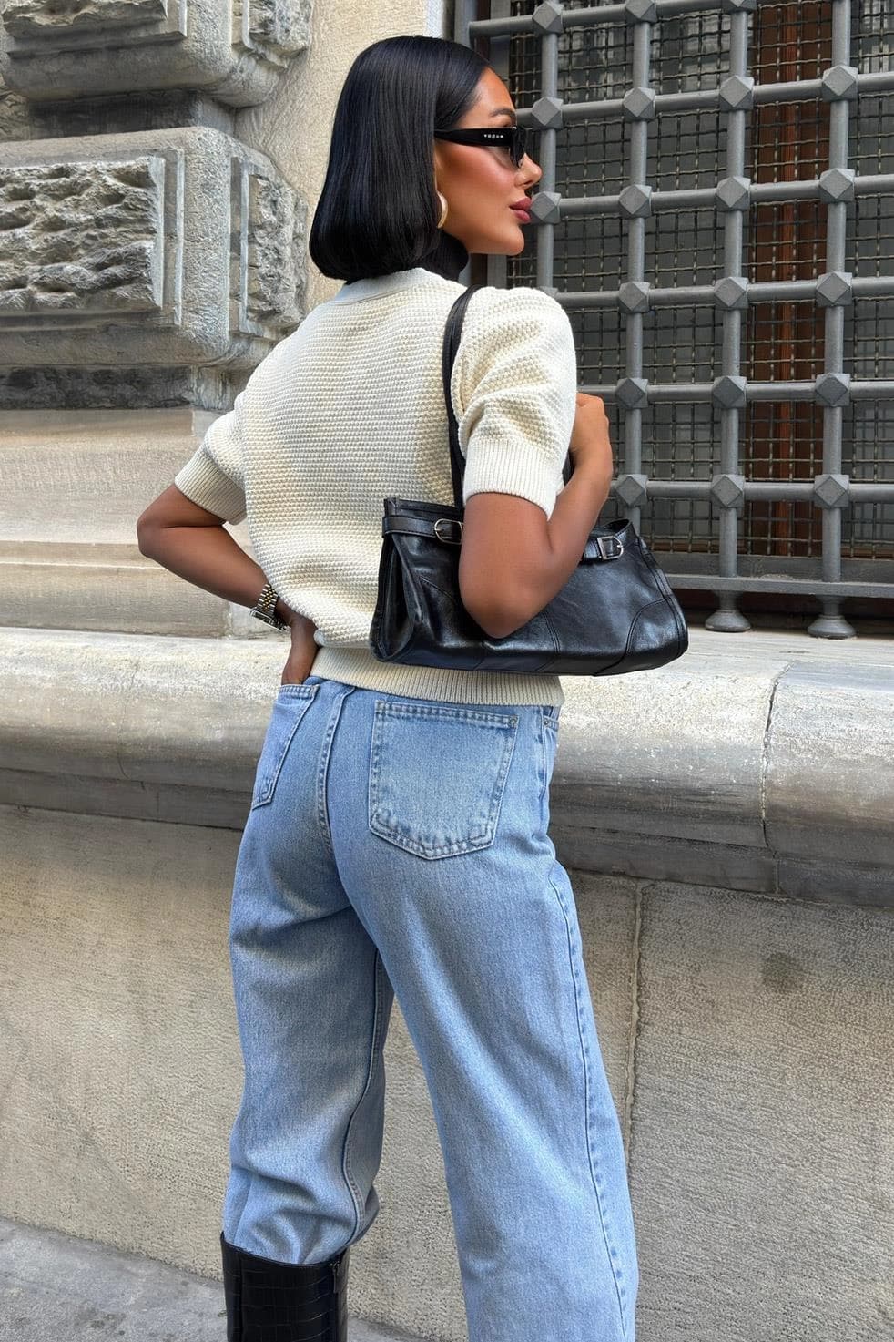 Cropped Cream Knit Cardigan with Gold Star Buttons – Short Sleeve Textured Layering Top, Stylish Summer Shrug - görsel 5