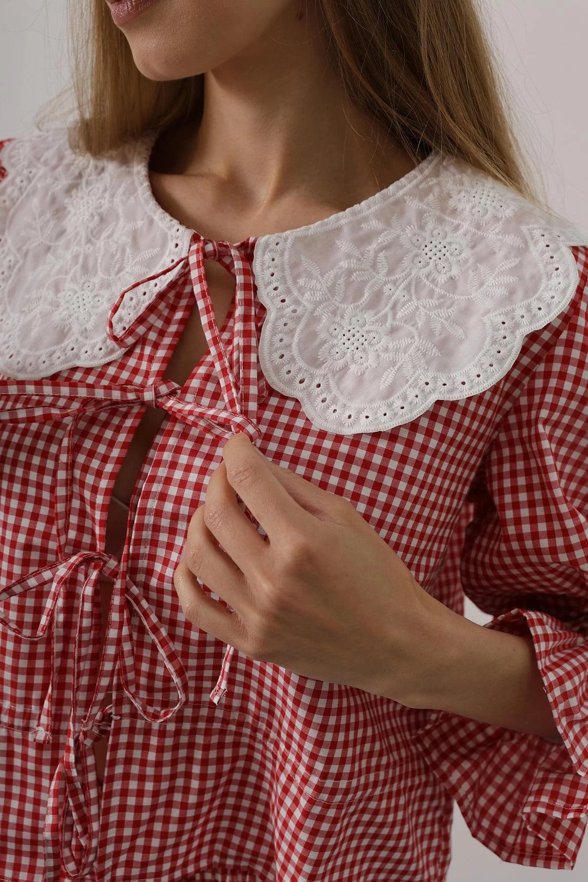 Gingham Co-ord Set Lace Collar Crop Top and High Waist Flare Pants detailed view 4