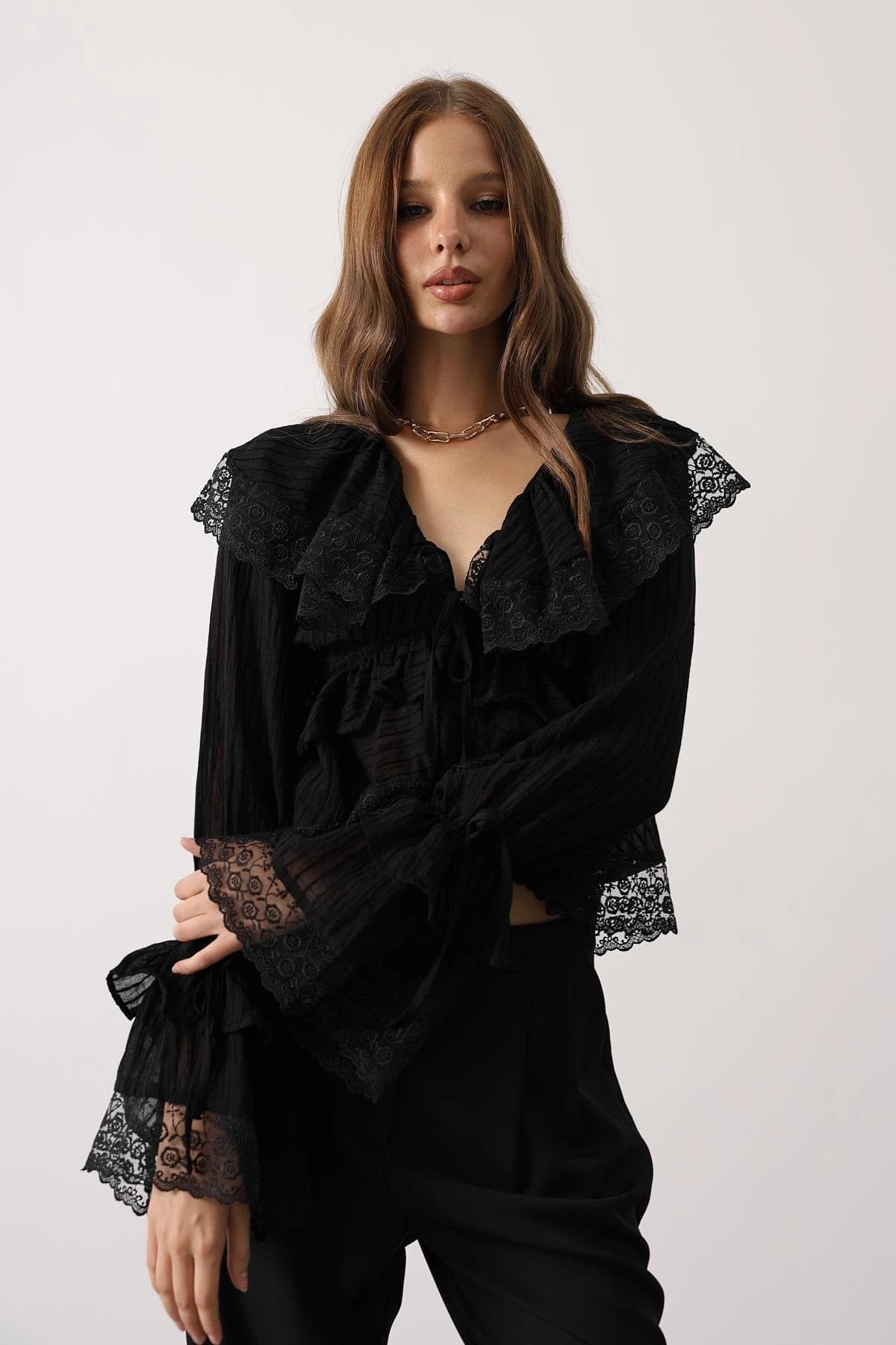 Gothic Black Lace Crop Top Ruffle Blouse Long Sleeve Victorian Romantic Dark Academia Women Fashion Vintage Style Shirt - ana görsel