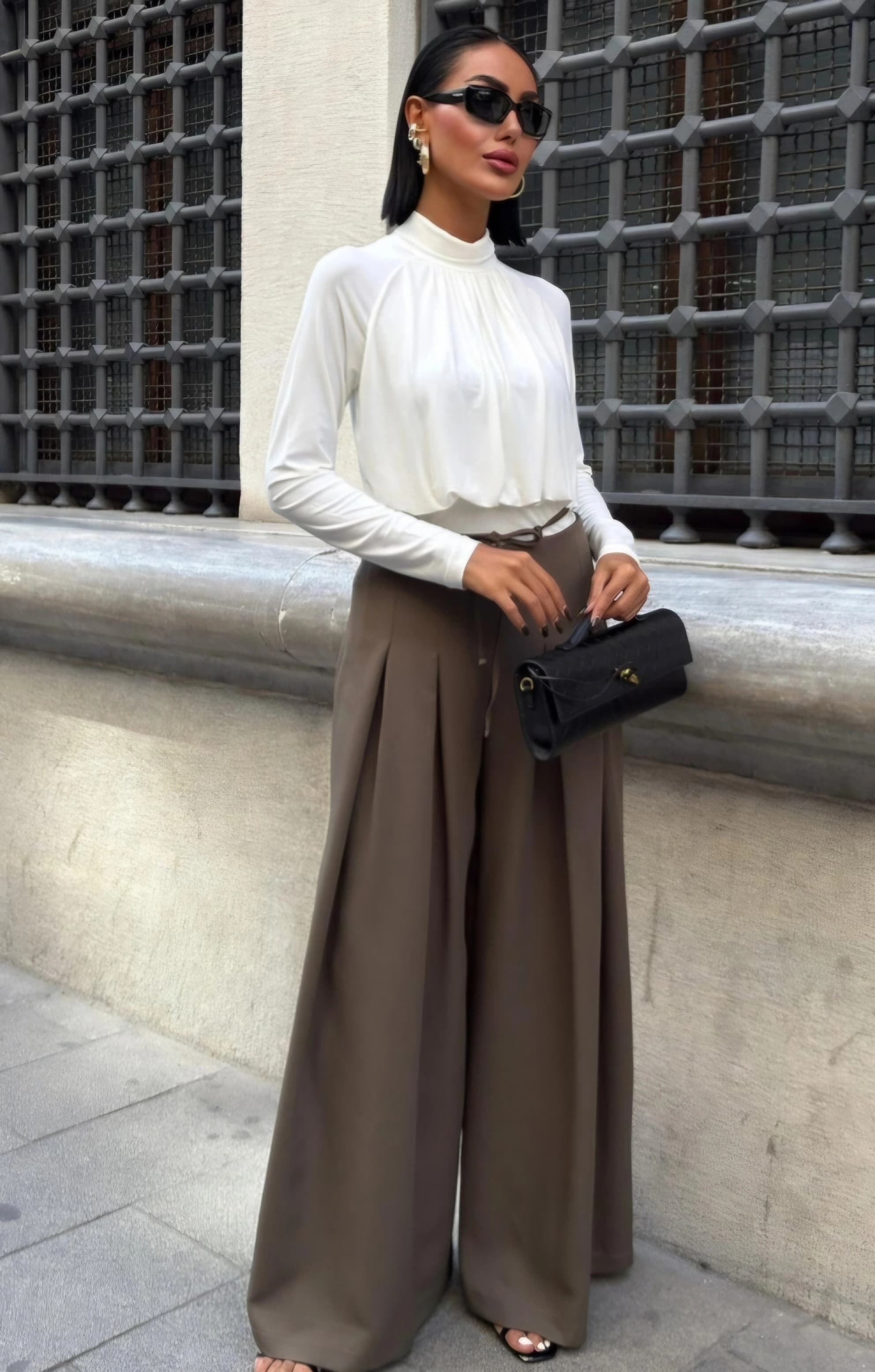 Khaki High Waisted Wide Leg Pleated Trousers for Women, Elegant Tailored Palazzo Pants, Chic Green Office or Casual Wear Pants - görsel 1