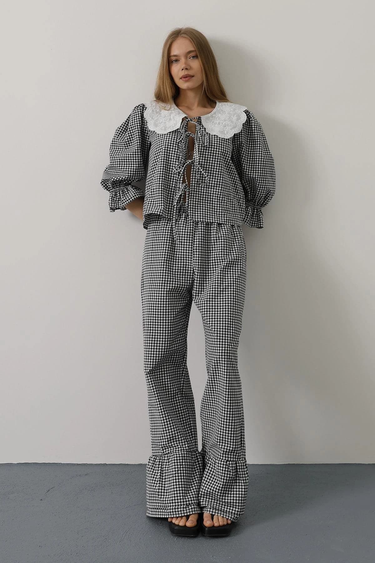 Peter Pan Collar Checkered Matching Set detailed view 2