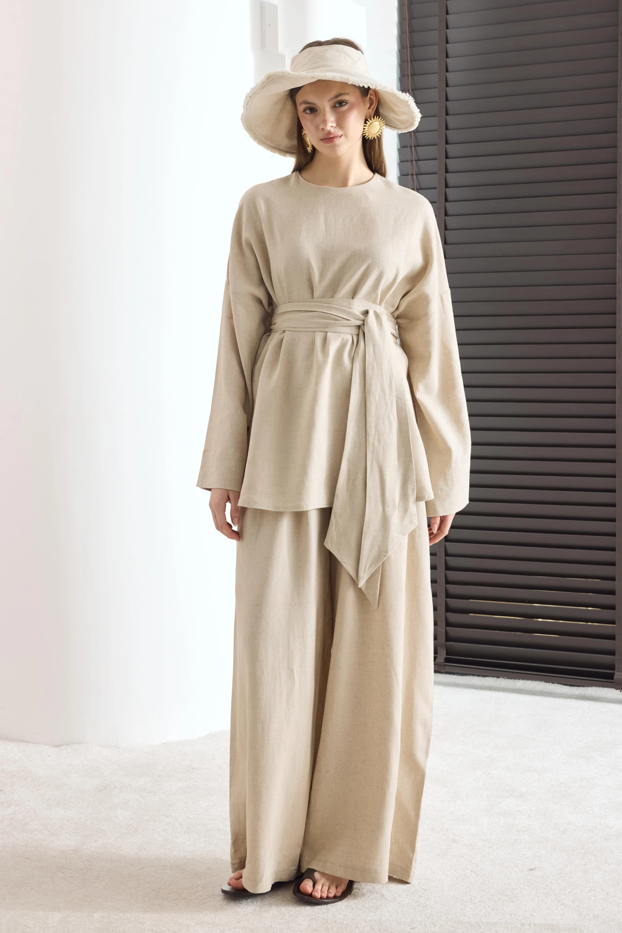 Pleated Linen Two Piece Outfit for Women detailed view 6