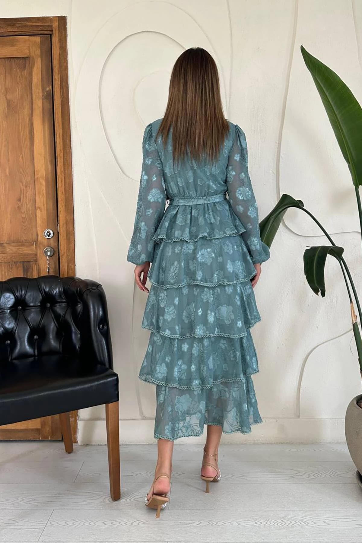 Sage Green Floral Maxi Dress Long Sleeve Tiered Boho Chiffon Button Front Lace Trim Wedding Guest Dress - görsel 5