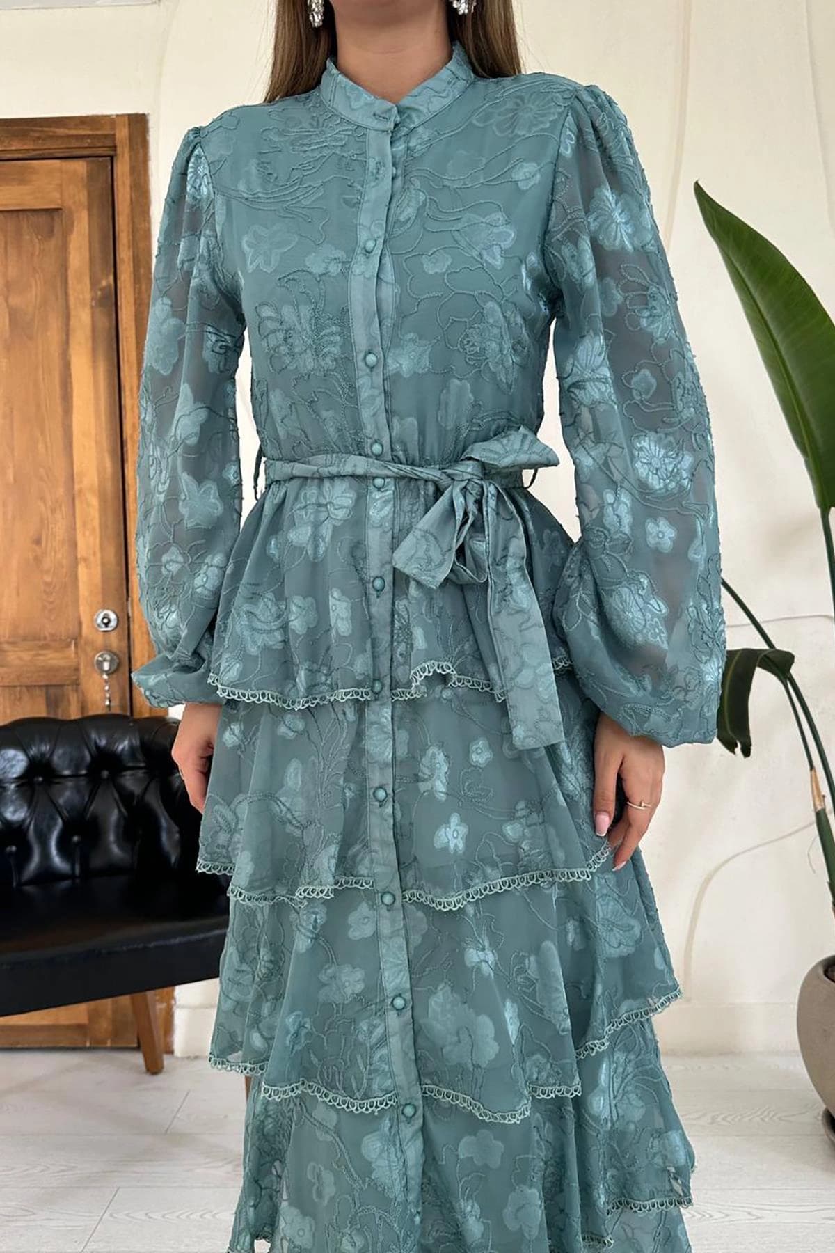Sage Green Floral Maxi Dress Long Sleeve Tiered Boho Chiffon Button Front Lace Trim Wedding Guest Dress - ana görsel