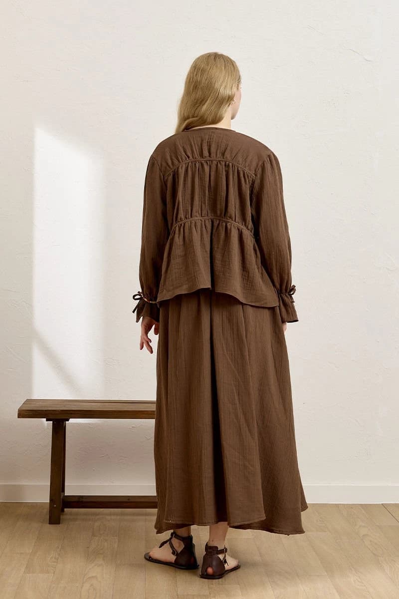 Vintage-Style Muslin Two-Piece Set - Ruffled Blouse & Maxi Balloon Skirt detailed view 6