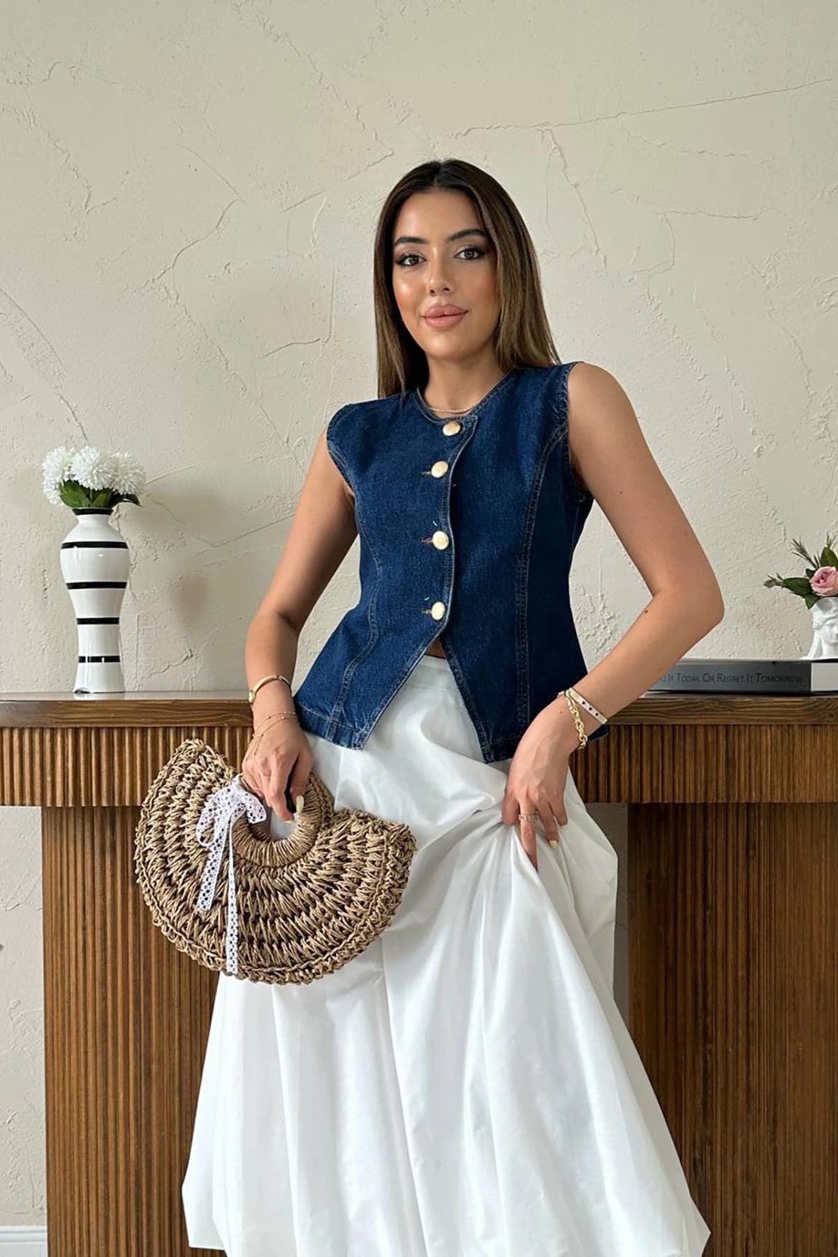 Womens Blue Denim Vest Sleeveless Button Front Jean Jacket Fitted Waistcoat Casual Boho Western Style Summer Top - görsel 2