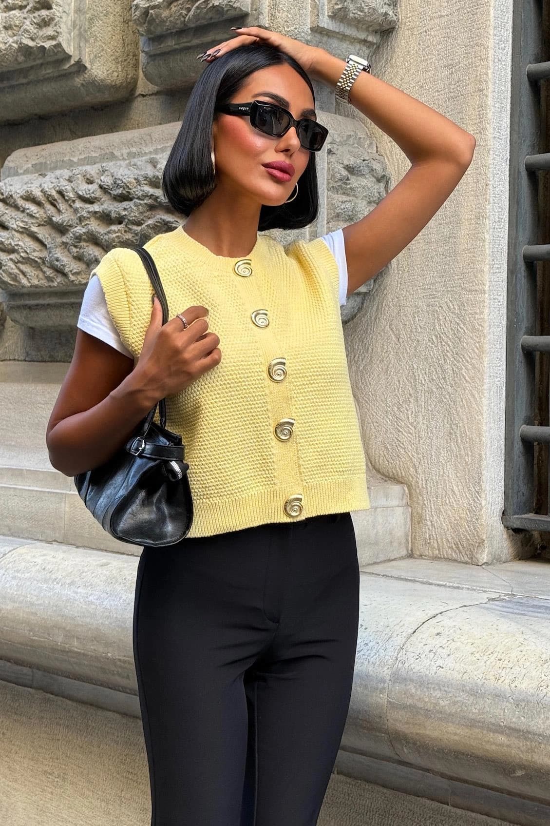 Yellow Button Front Vest Women Cropped Knit Cardigan Sleeveless Sweater Vest Textured Waffle Knit Layering Top Vintage Style - görsel 5