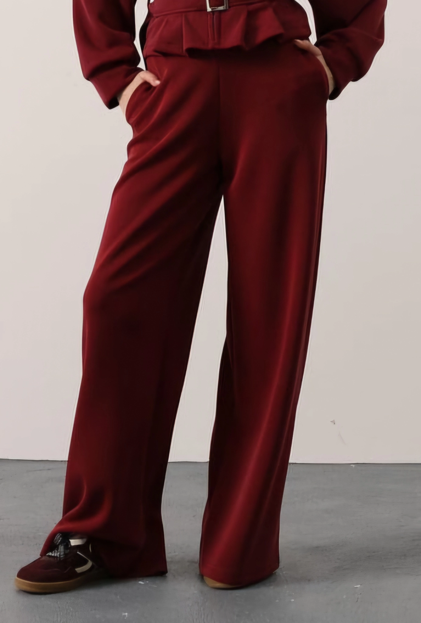The Elegance of the Wide-Leg: High-Waisted Burgundy Trouser