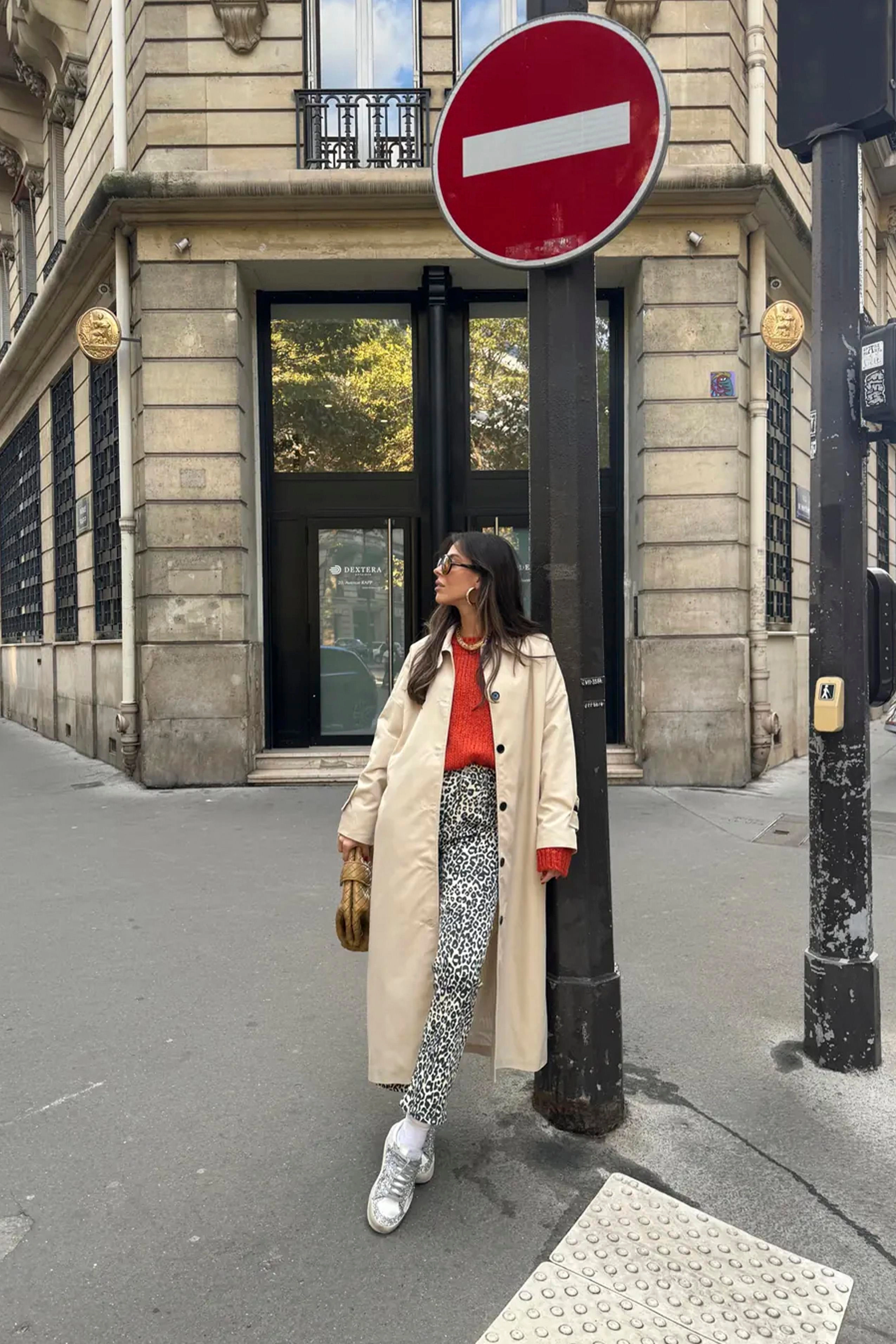 Women Classic Beige Trench Coat Double Breasted Long Overcoat Button Up Winter Fashion Jacket Elegant Outerwear